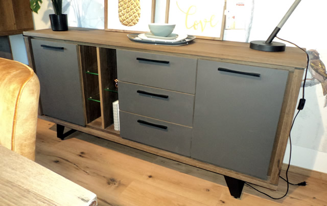 H&H Cubo Sideboard